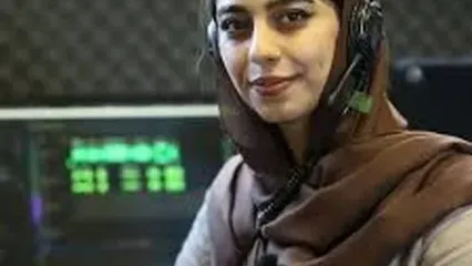 از چهره خانم گوینده برنامه «نشان» رونمایی شد