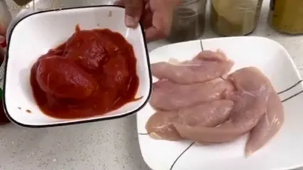 طرز تهیه فلفل پلو با فیله مرغ زعفرانی