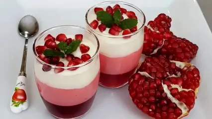 موس انار؛ انفجار طعم ترش و شیرین در یک قاشق