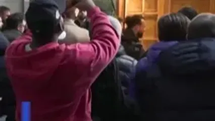 ببینید؛ ربات انسان‌نما ذرت بو داده می‌فروشد