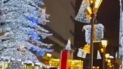 مارال و مونا فرجاد در جشن کریسمس