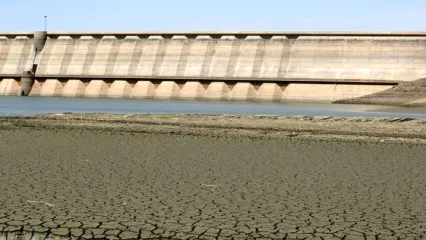 حجم آبِ سد اکباتان بعد از بارش برف جلب‌توجه کرد