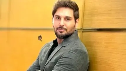 دانیال عبادی و یک قدم جلوتر از جمع؛ نگاهی به استایل جسورانه با پالت سبز پاییزی بازیگر خوشتیپ در جشن حافظ