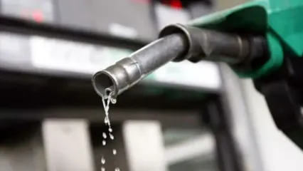 اولین واکنش به خبر افزایش قیمت بنزین در شب عید