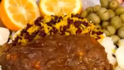 طرز تهیه مرغ سماقی با تابه؛ آموزش یک غذای اصیل بدون نیاز به فر