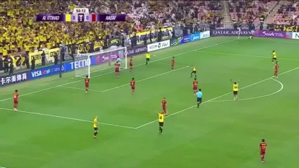 خلاصه بازی الاتحاد 1 - نسف قارشی 0 / گلزنی بنزما