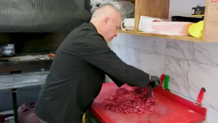 غذای خیابانی در ترکیه؛ پخت پیده، لاهماجون و کباب کوبیده در استانبول