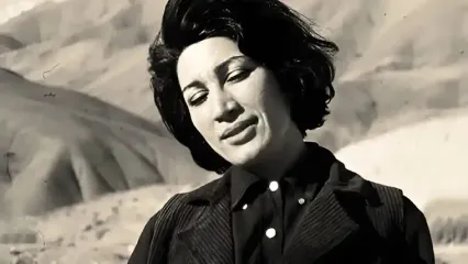 سوزناک‌ترین و غم‌انگیزترین شعر فروغ فرخزاد: زندگی شاید آن لحظهٔ مسدودیست که نگاه من، در نی‌نی چشمان تو خود را ویران میسازد...