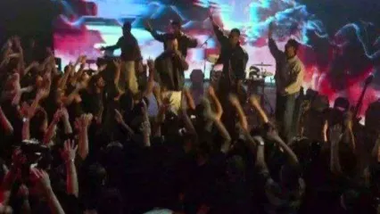 تصاویری از نخستین کنسرت مجاز محمدرضا شایع