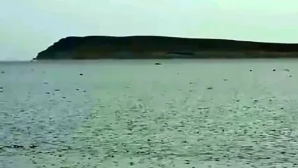 خبر خوش درباره دریاچه ارومیه / بارش باران بر دریاچه ارومیه