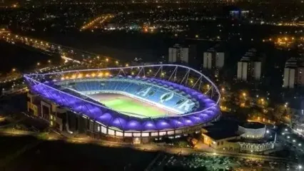 نذر مجری معروف برای حل مشکل ورزشگاه امام رضا(ع)