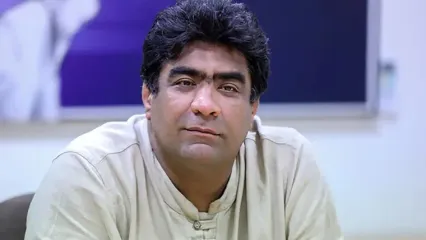 درس مهمی که کارتن خواب به اکبر رجبی داد