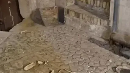 تخریب بخشی از تیمچه قاجاری بخشی بر اثر بارش‌ها در بازار بزرگ کاشان