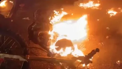 فیلم آتش افروزی و درگیری در ناآرامی های شهر مشهد