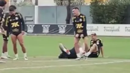 ویدئو: اشتباه خنده‌دار نیمار در تمرین سانتوس