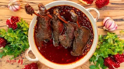 راز خوشمزگی مرغ ترش / از سبزی تا رب انار