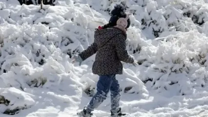 بارش برف، شهر مشهد را سفیدپوش کرد