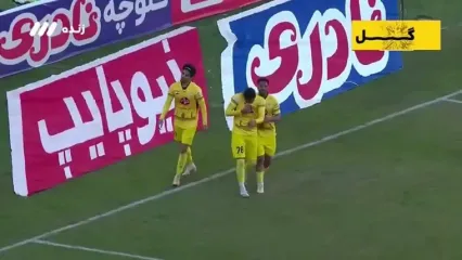 گل دوم فجرسپاسی به پرسپولیس توسط شریفی / فجر 2- 1 پرسپولیس