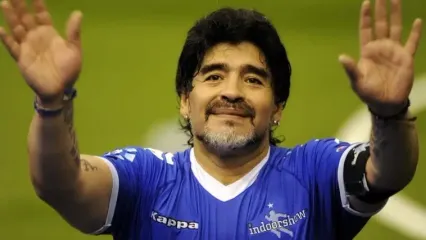 داستان پر فراز و نشیب زندگی دیگو مارادونا؛ از اوج فوتبال تا تاریکی اعتیاد