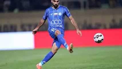 مدافع استقلال پس از گلزنی خوشحالی نکرد