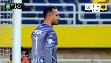 گل اول سپاهان به گل گهر (کاوه رضایی) در دقیقه 56