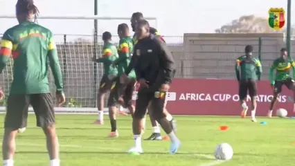 ویدئو: تمرین تیم ملی مالی در آستانه دیدار با سنگال