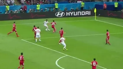 ویدئو: لحظه‌ای که تمام اسطوره‌های فوتبال به «یوهان کرایوف» تبدیل شدند