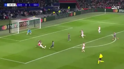 خلاصه بازی آژاکس 1 - المپیاکوس 2