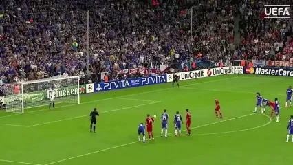 ویدئو نوستالژی: شاهکار پیتر چک برای آبی‌های لندن