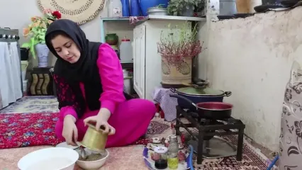 غذای روستایی در ایران؛ پخت کوکو نخود، کلم پلو و خورشت اسفناج