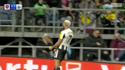 ویدئو: لمس اول، گل اول؛ تعویض طلایی کار را درآورد!