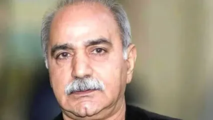 دکلمه شعر پرویز پرستویی برای مادران داغ‌دیده