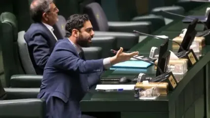 تذکر ثابتی به وزارت اطلاعات و قوه قضائیه در صحن مجلس