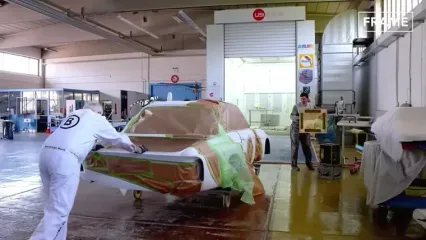 مراحل دیدنی بازسازی کامل پورشه ۹۱۱ GT3R در آلمان