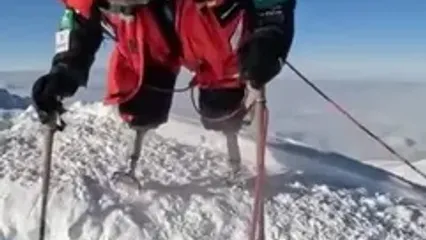 صعود بدون پا به بلندترین قله هر هفت قاره