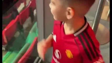 ویدئو: وقتی شادی گل کاسمیرو سهم پسرش شد