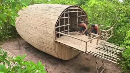 نحوه ساخت یک ویلای متفاوت و زیبا با چوب و بامبو در جنگل های کامبوج