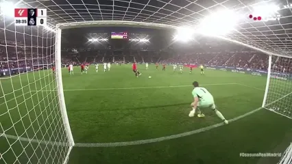خلاصه بازی اوساسونا مقابل رئال مادرید را ببینید