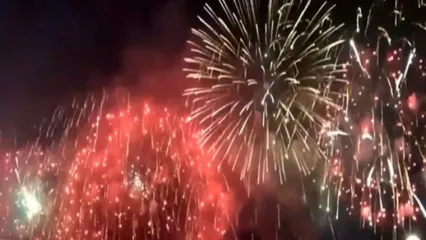 آتش بازی هیجان انگیز در اولین روز سال اسب در هنگ کنگ