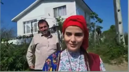 سفر زمان؛ وقتی «سوجان» مچ «جاوید» را موقع سیگار کشیدن در پشت‌صحنه گرفت