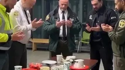 شهردار نیویورک سفره سحری پهن کرد +‌ ویدئو