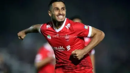 سوتی‌‌های عجیب‌ علیپور در بازی دیشب سوژه شد