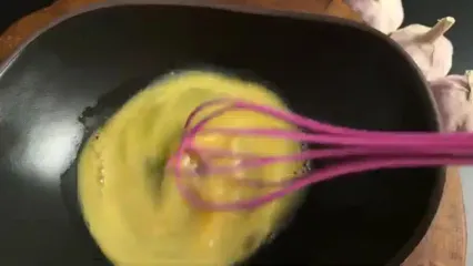 با تن ماهی و سیب زمینی این کوکوی جدید را درست کنید!