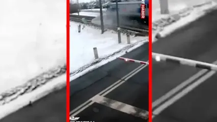 فیلم حادثه هولناک در گذرگاه ریلی لهستان