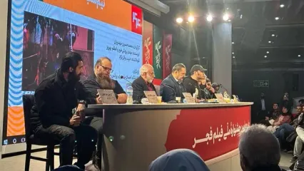 جمله معنادار روی لباس چهره مشهور در جشنواره فجر