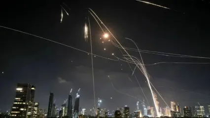 گزارش کانال ۱۴ اسرائیل از شاهکار موشکهای ایرانی در نابود کردن ساختمان وزارت اسرائیل