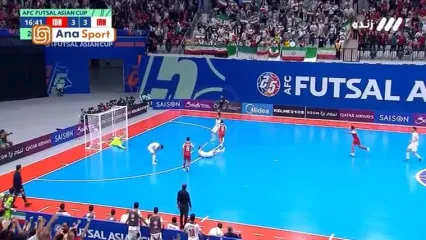 گل چهارم اندونزی به تیم ملی فوتسال ایران توسط ساموئل اکو / ایران 3-4 اندونزی