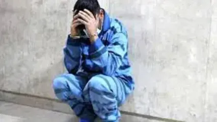 صبح اعدام پسری با اتهام غیر اخلاقی دختر جوان پشت در زندان فریاد زد او بی گناه است من بخشیدمش !