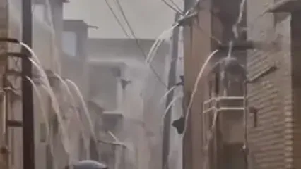 کنسرت باران؛ کوچه‌ای که تمام خانه‌هایش ناودان دارند!