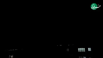 لحظه اصابت صاعقه به زمین در ایلام